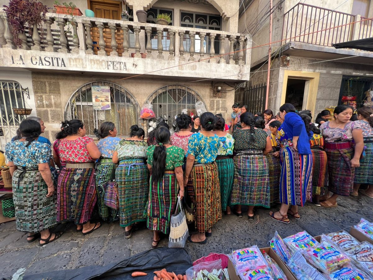 34. Woche Chichicastenango – Lago de Atitlán Normal – Antigua – Utila Honduras